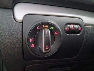 Volkswagen Golf 1.6 tdi 105 cv SPORT