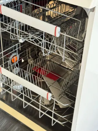 LAVAVAJILLAS AEG FAVORIT DOS BANDEJAS BLANCO