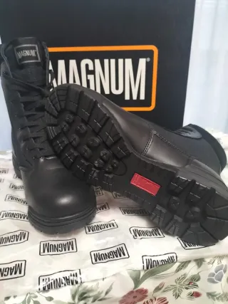 Botas de seguridad Magnum negras