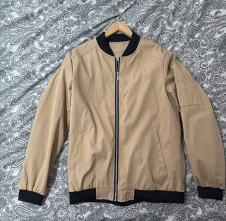 Chaqueta Bomber Hombre Beige y Negra