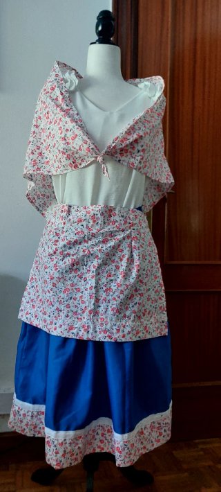 Traje de casera 70cm largo