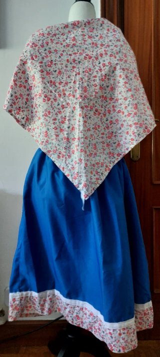 Traje de casera 70cm largo