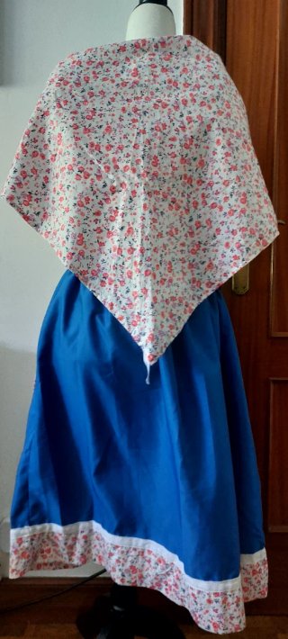 Traje de casera 70cm largo