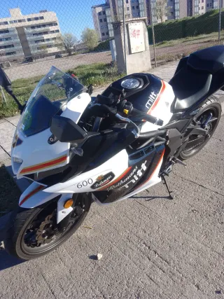 Mitt GP1 125cc 2022 Blanca