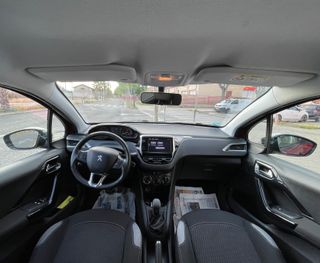 Peugeot 208 2017 Cómo Nuevo
