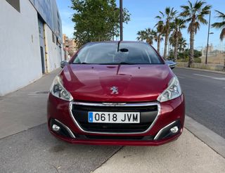 Peugeot 208 2017 Cómo Nuevo