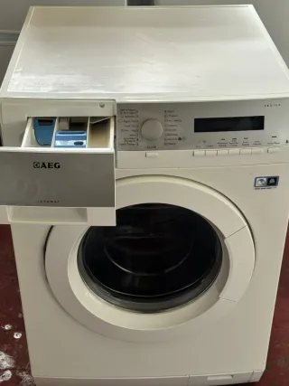 LAVADORA AEG PROTEX DE 8 KILOS