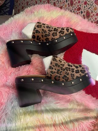 Zuecos Tacón Plataforma Animal Print