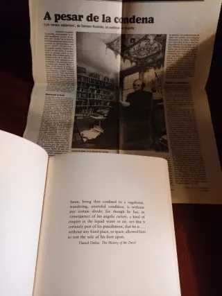 SALMAN RUSHDIE - VERSOS SATÁNICOS - EN INGLÉS   E4