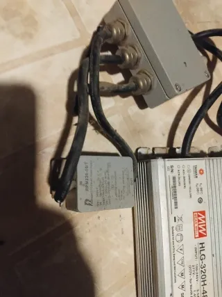 Mean Well HLG-320H-48A Transformador 48V
