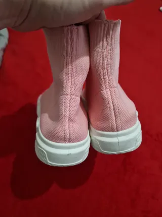 Zapatillas nuevas talla 40