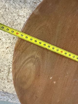 Mesa auxiliar redonda de madera vintage