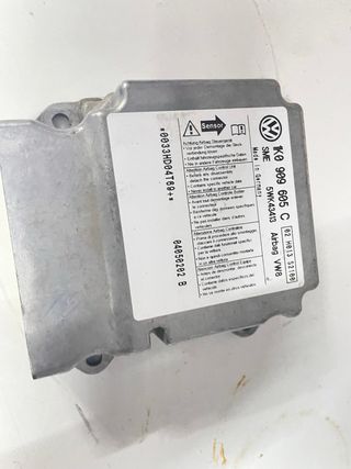 Centralita Airbag VW 1K0 909 605 C