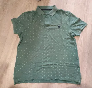 Polo verde estampado Talla M