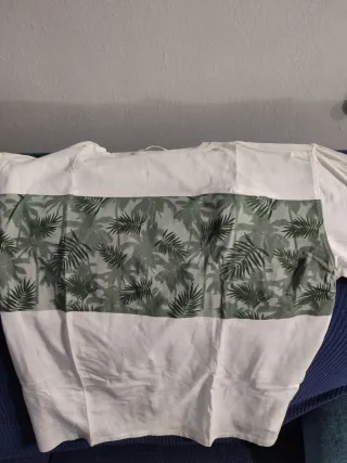 Camisetas manga corta chico. Diferentes marcas.