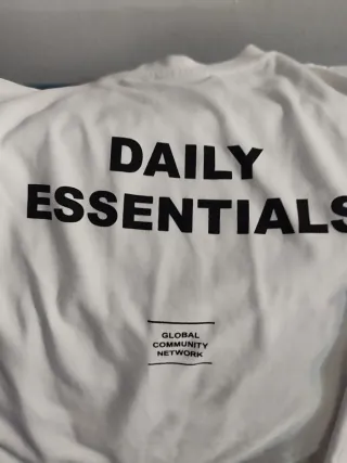 Camisetas manga corta chico. Diferentes marcas.