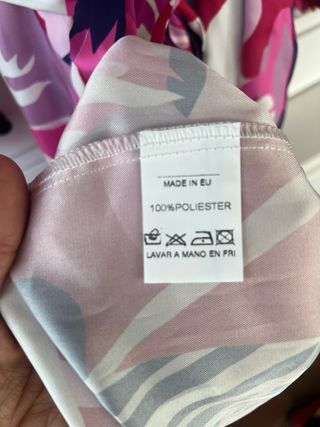 Vestido maxi largo manga larga, floral rosa morado