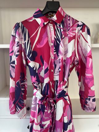 Vestido maxi largo manga larga, floral rosa morado