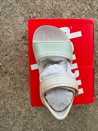 Sandálias FitFlop Criança Novas