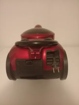 Aspiradora con cable roja 1800W
