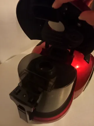 Aspiradora con cable roja 1800W