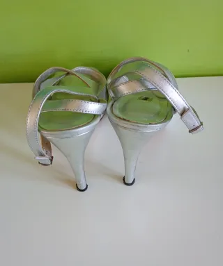 Manolo Blahnik Sandali Argento Tacco