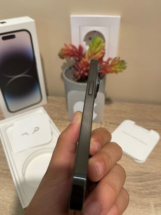 iPhone 14 Pro 128GB – Space Black