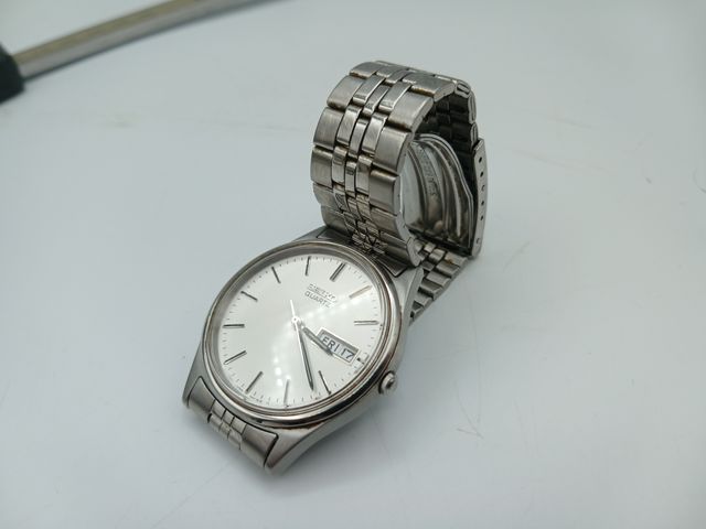 Reloj Seiko Quartz 7N43-8A30 Día/Fecha