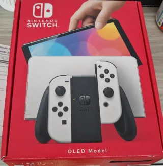 Switch OLED + Pro Controller + giochi