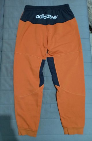 Pantaloni adidas Originals