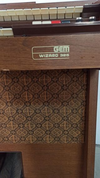 Teclado GEM Wizard 325