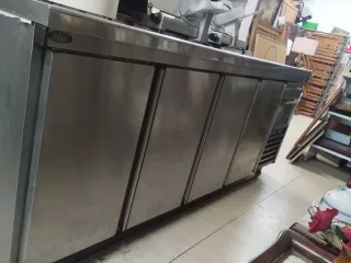 Mesa Frigorífica Coreco