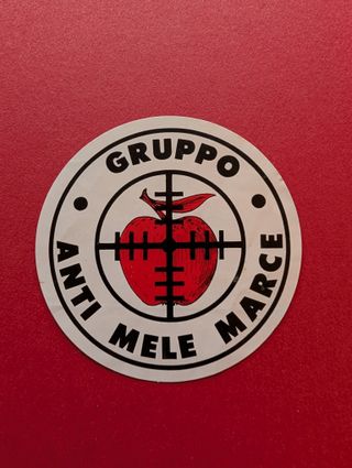 Adesivo Gruppo Anti Mele Marce