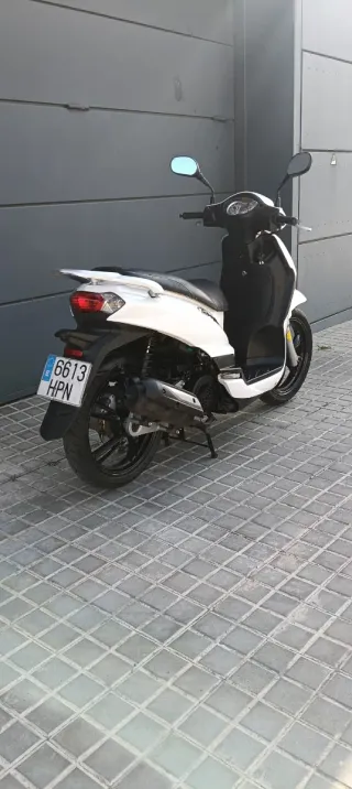 Peugeot Tweet 125 27000 km
