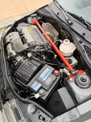 Renault Clio 1.8 16v
