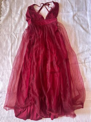 Vestido largo rojo de tul