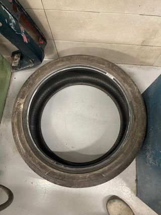 50€ 4 neumáticos