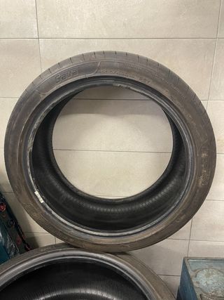 50€ 4 neumáticos