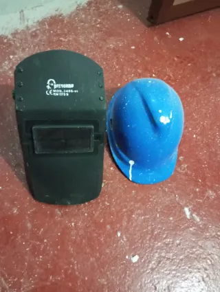 Careta soldar y casco protección azul