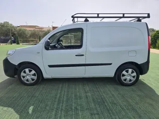 Nissan NV250 2021