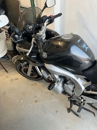 Yamaha R6 Fazer 2005 Negra