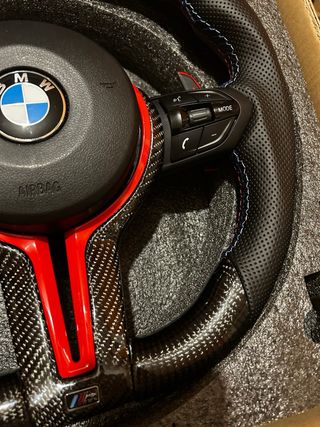 Volante BMW M Carbono Serie F personalizado