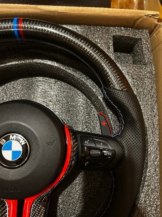 Volante BMW M Carbono Serie F personalizado