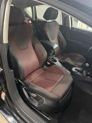 SEAT LEON 🟡 2.0 TDI 140cv DSG NACIONAL