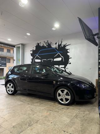 SEAT LEON 🟡 2.0 TDI 140cv DSG NACIONAL