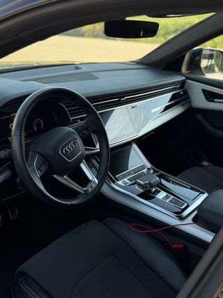 Audi Q8 2023