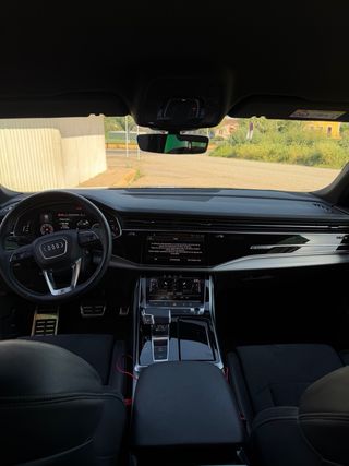 Audi Q8 2023