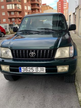 Toyota Land Cruiser 90 2001