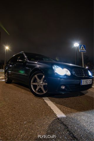 MERCEDES C180 K FAMILIAR (W203) - UNICO!