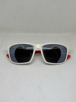 Gafas de sol Alain Afflelou blancas y rojas